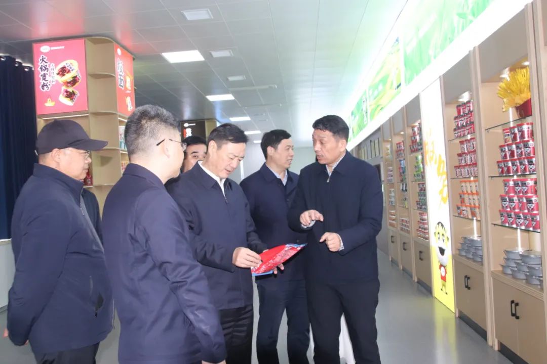 开封市**实地考察丽星生产工作