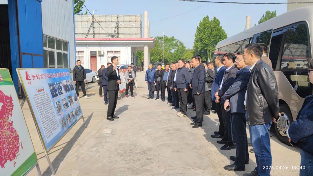 丽星机械欢迎徐州市农业科学院专家团队到厂参观