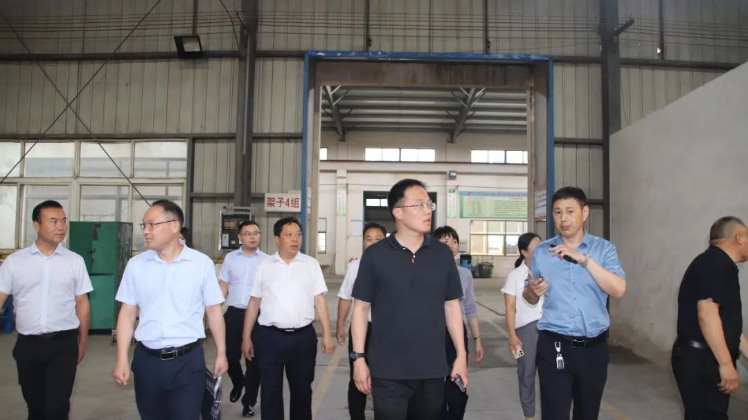贵州**参观丽星公司，考察学习交流经验