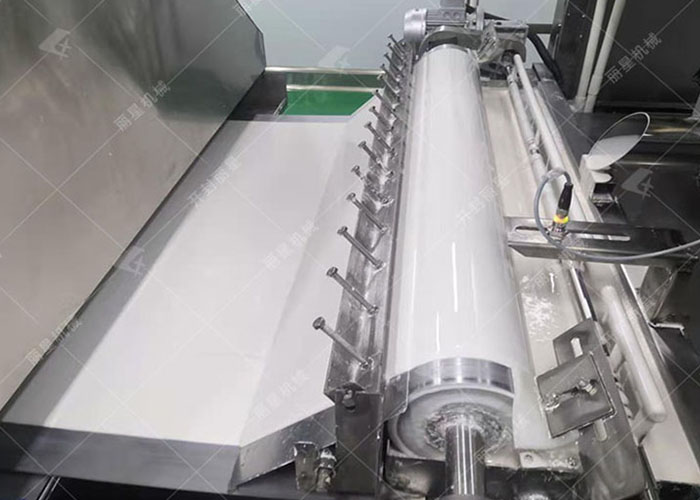 铺浆制粉一步到位，自动化粉条机操作更简单